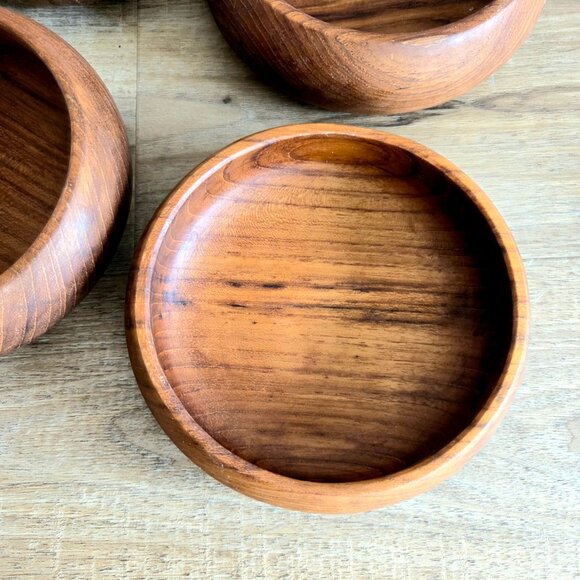 Set of 4 wooden salad bowls. - Picture 2 of 7